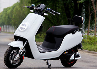 中国 Unfoldableの電気オートバイのスクーター、電気モペットのスクーター800W力 サプライヤー